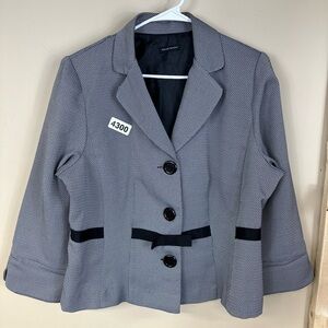 Courtenay 16w blazer black / grey 23 p2p  23 length  great preowned condition